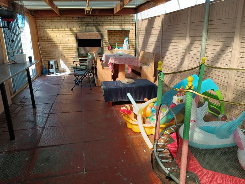 3 Bedroom Property for Sale in Heathfield Western Cape